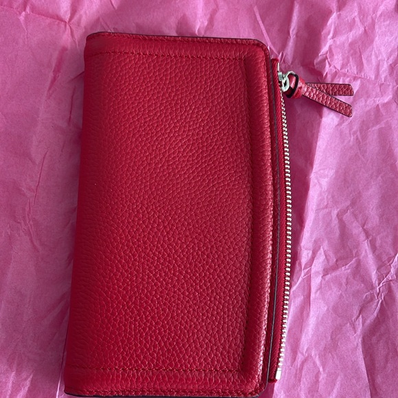 NWT Red Kate spade Clutch. - Picture 6 of 13